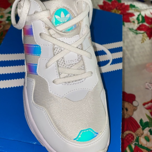 Adidas - Picture 2 of 3